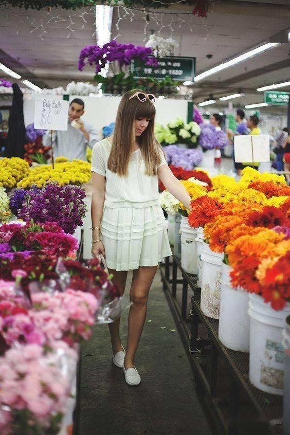 娱乐718吃瓜花店老板娘,吃瓜花店老板娘的幕后故事 第1张 娱乐718吃瓜花店老板娘,吃瓜花店老板娘的幕后故事 第1张